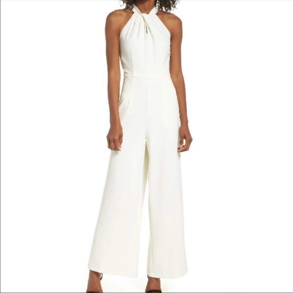 Julia Jordan Halter Neck Jumpsuit Ivory Size 4